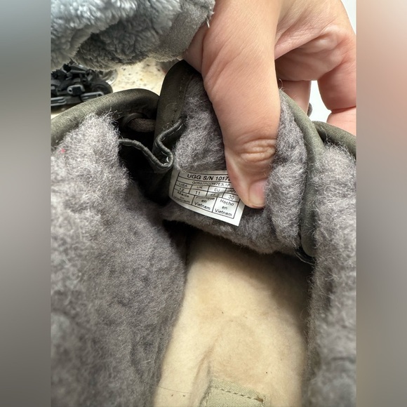 UGG MEN NEUMEL WATERPROOF CHARCOAL LEATHER SHOE US 12 NWOT - Picture 6 of 9